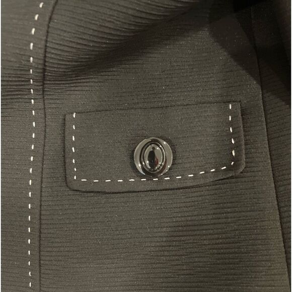 Tahari Suit Arthur Levine Skirt Size 6P Black White Stitched Trim Cuffed Sleeve - Picture 8 of 15